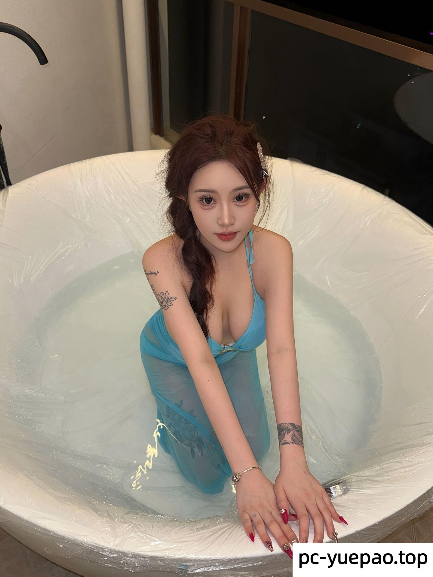 [闵行]  闵行大奶老师浴缸啪