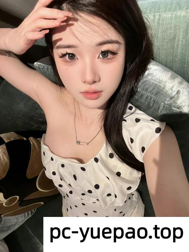 [市区]  乖巧嫩妹，妹子卖力吃屌