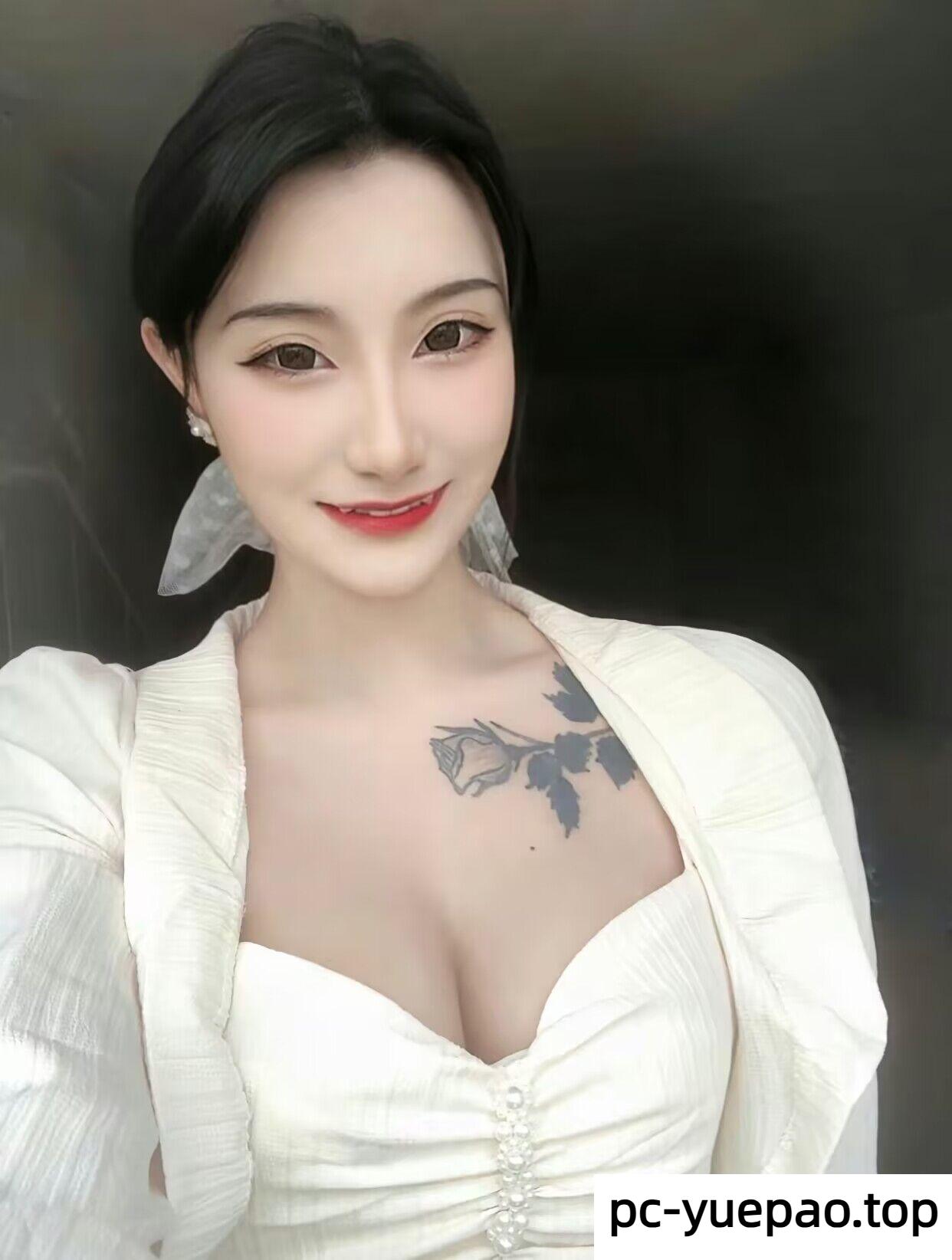 [贵阳]  南明区长着小虎牙奶大水多颜值不错的小妖精