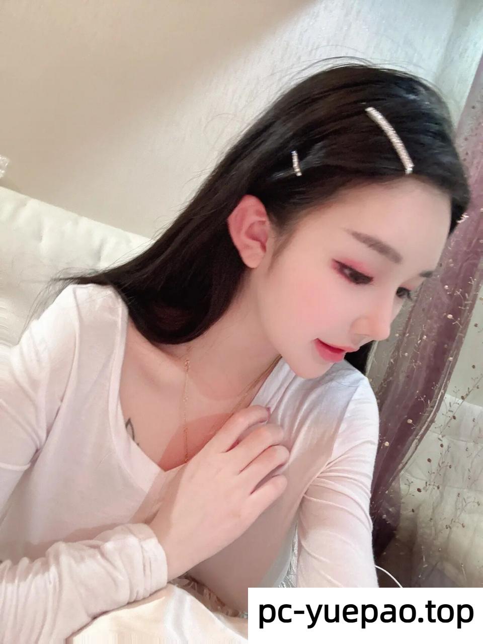 [兰州]  兰州此女极品全套服务价格美丽