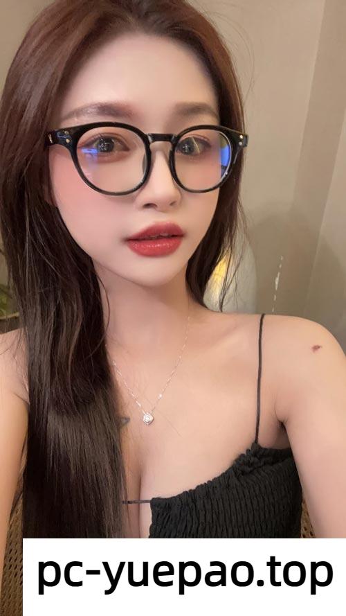 [武汉]  硚口区肤白貌美骚活带劲