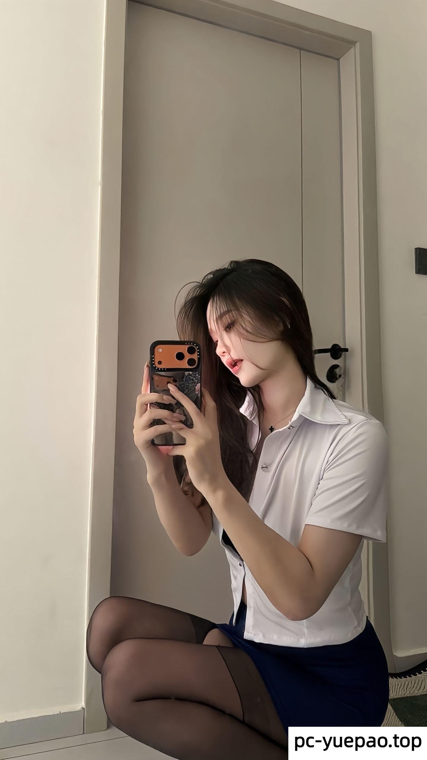 [市区]  曝光个长腿美女