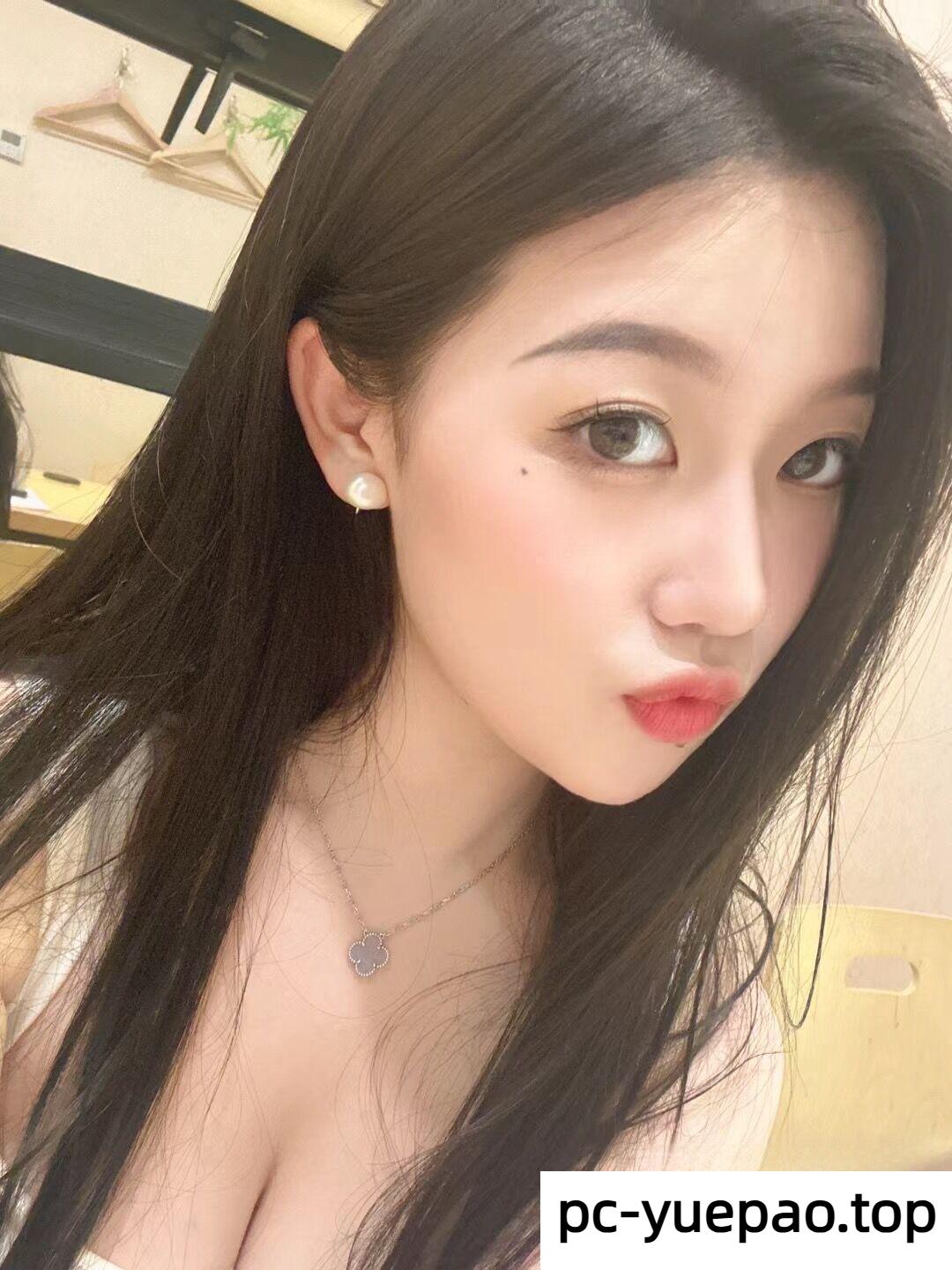 [哈尔滨]  松北区 极品骚货10张让我爽了2次