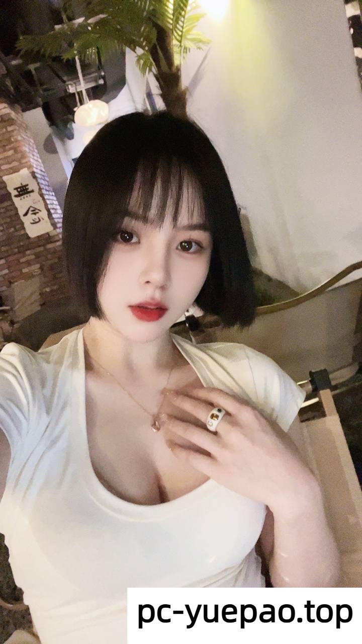 [海口]  秀英区短发气质颜值到位，大胸小姐姐