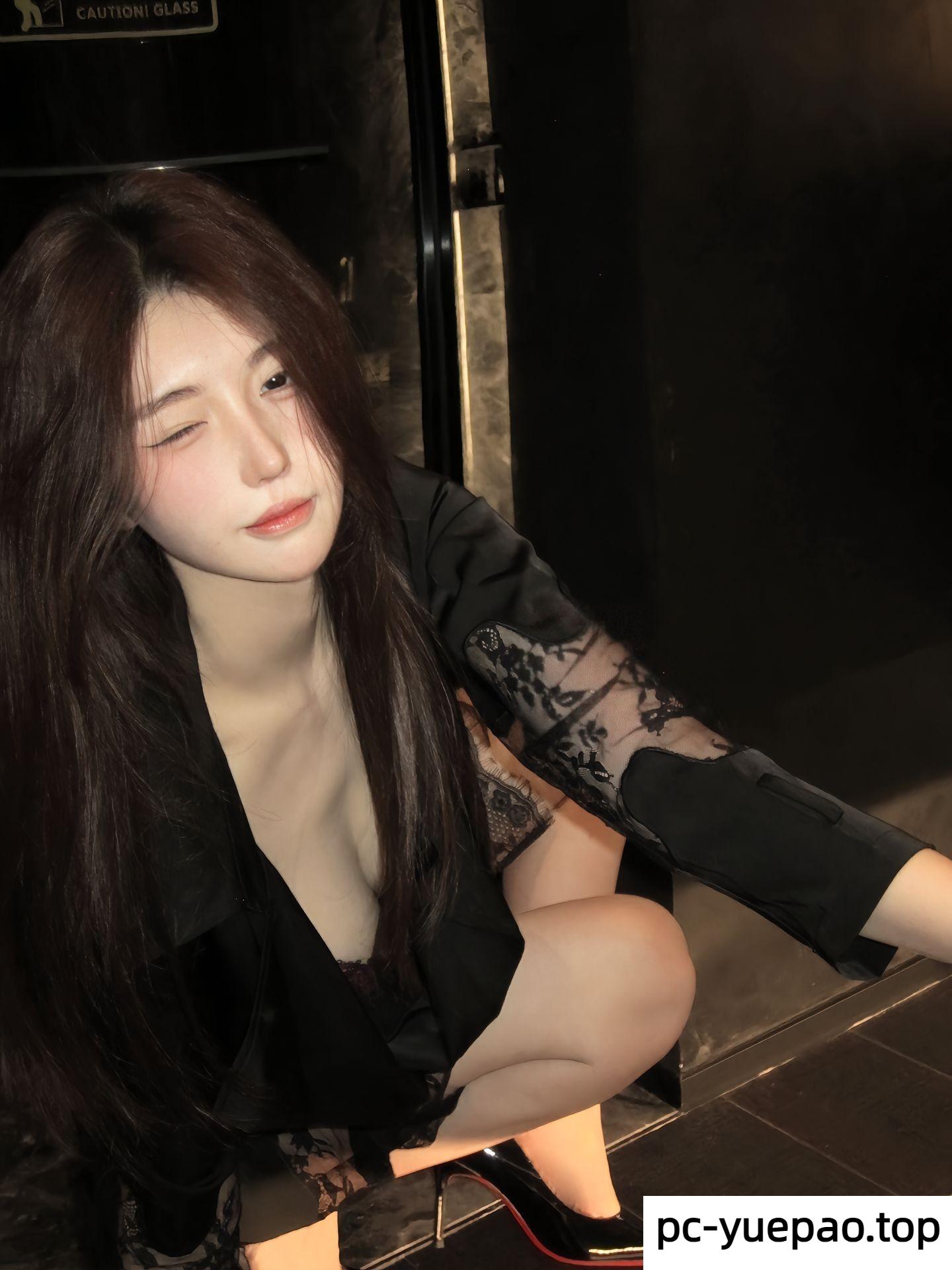 [徐汇]  大胸美女值得咱们用大屌安慰她