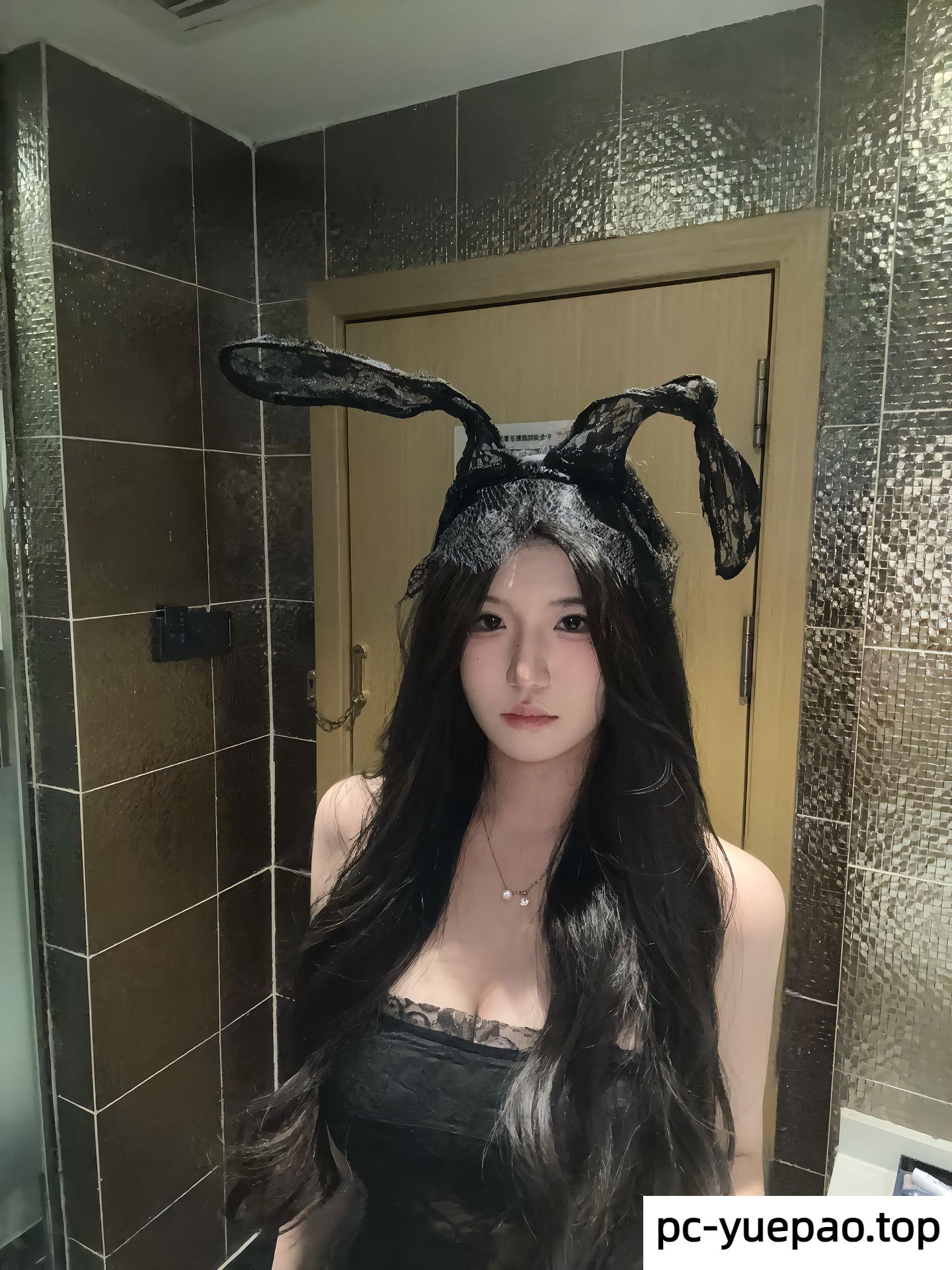 [三亚]  【三亚】天涯区D奶妹开大10张