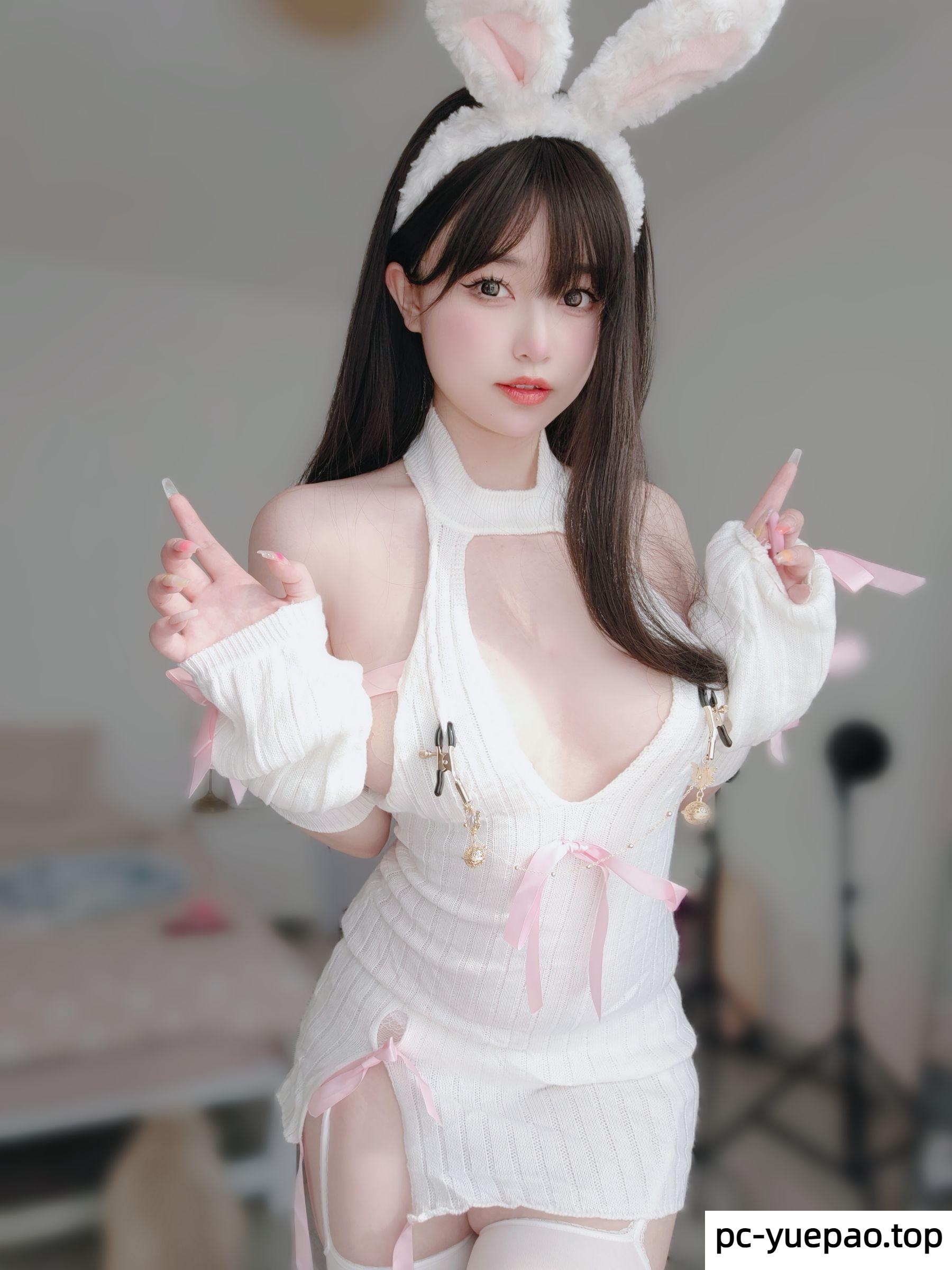 [广州]  情趣白丝蜜穴小妹