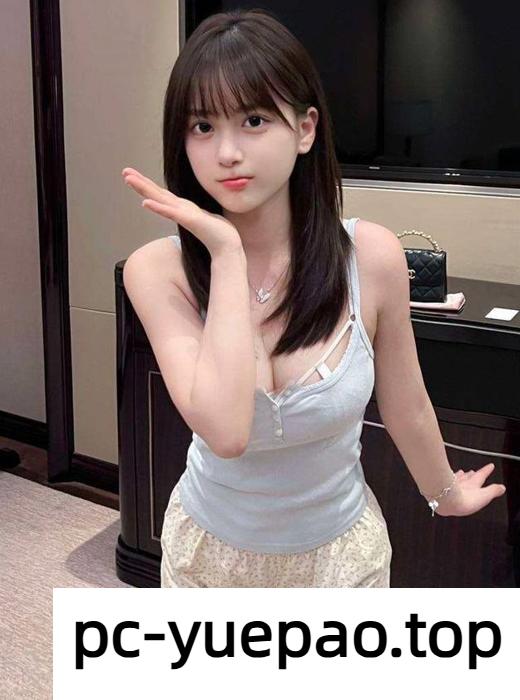 [保定]  【保定】要出来的时候故意射在她奶子上