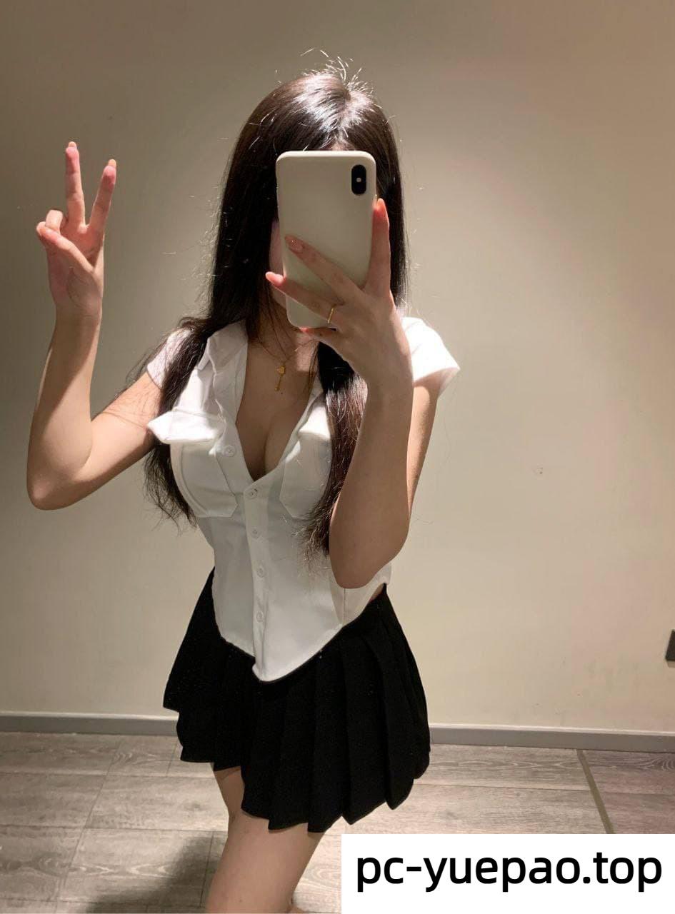 [贵阳]  性感奔放小骚妹有跪舔式服务