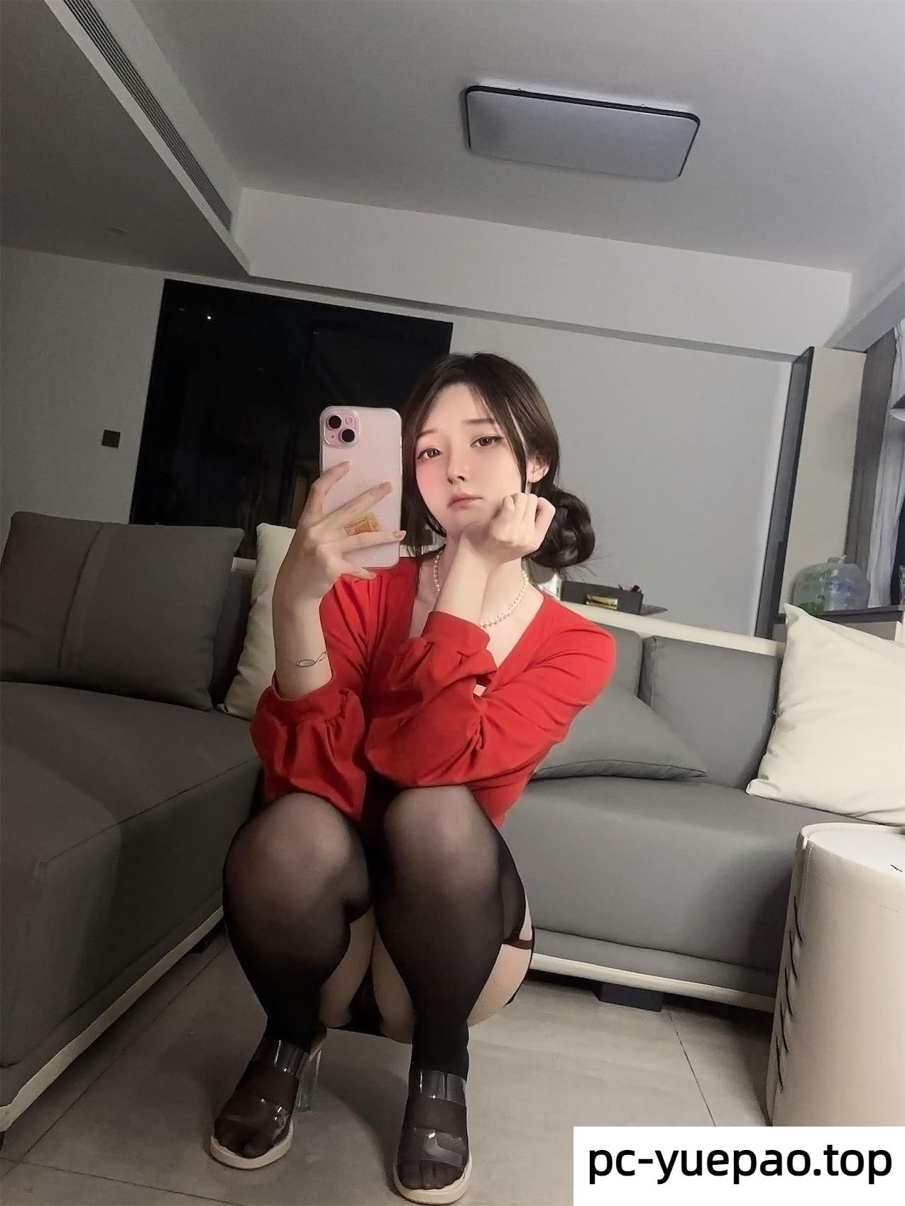 [深圳]  宝安区狐狸骚女口B爽歪歪