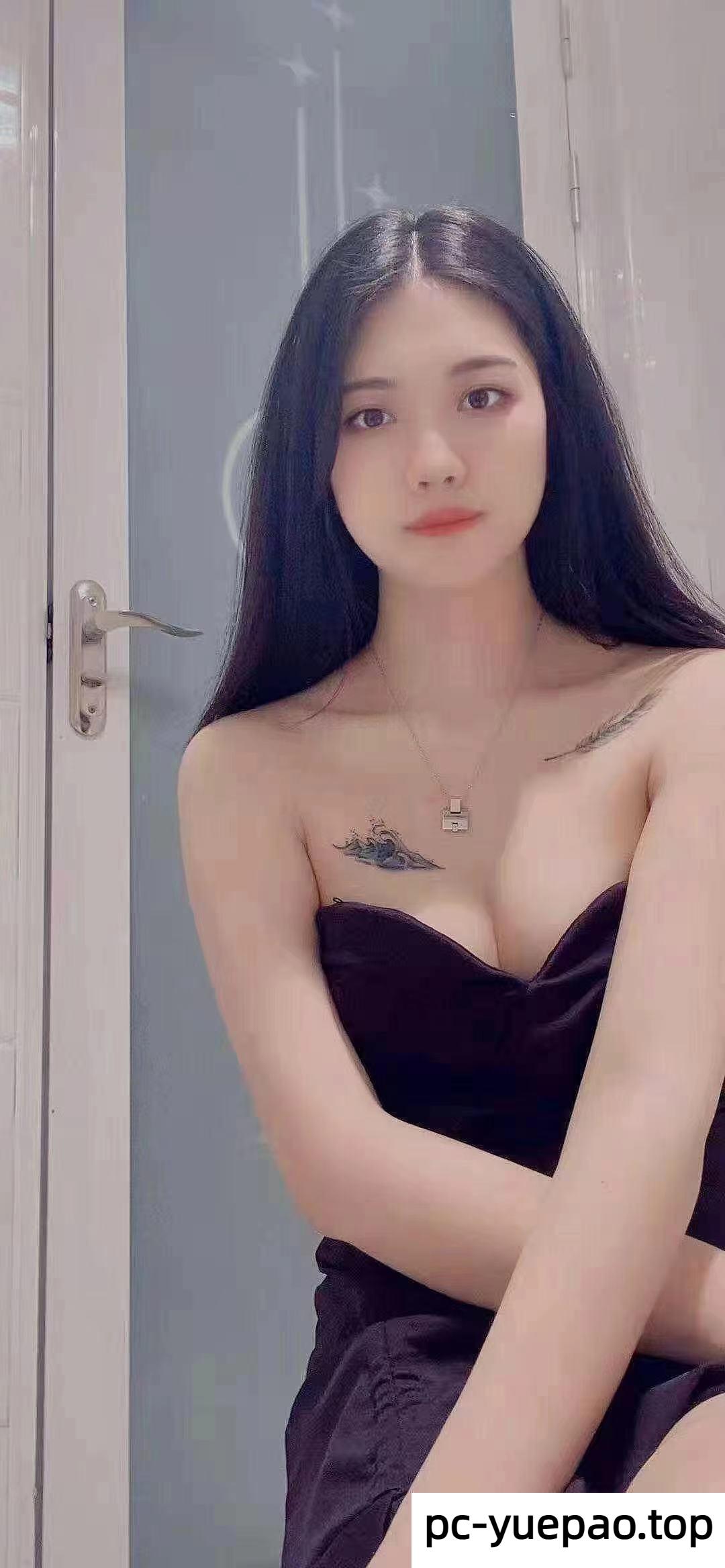 [哈尔滨]  四川来的小姐姐，模特颜值和身材，就是有点呆呆的