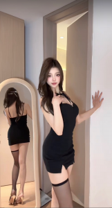 新区湿妹淫水真多很骚浪