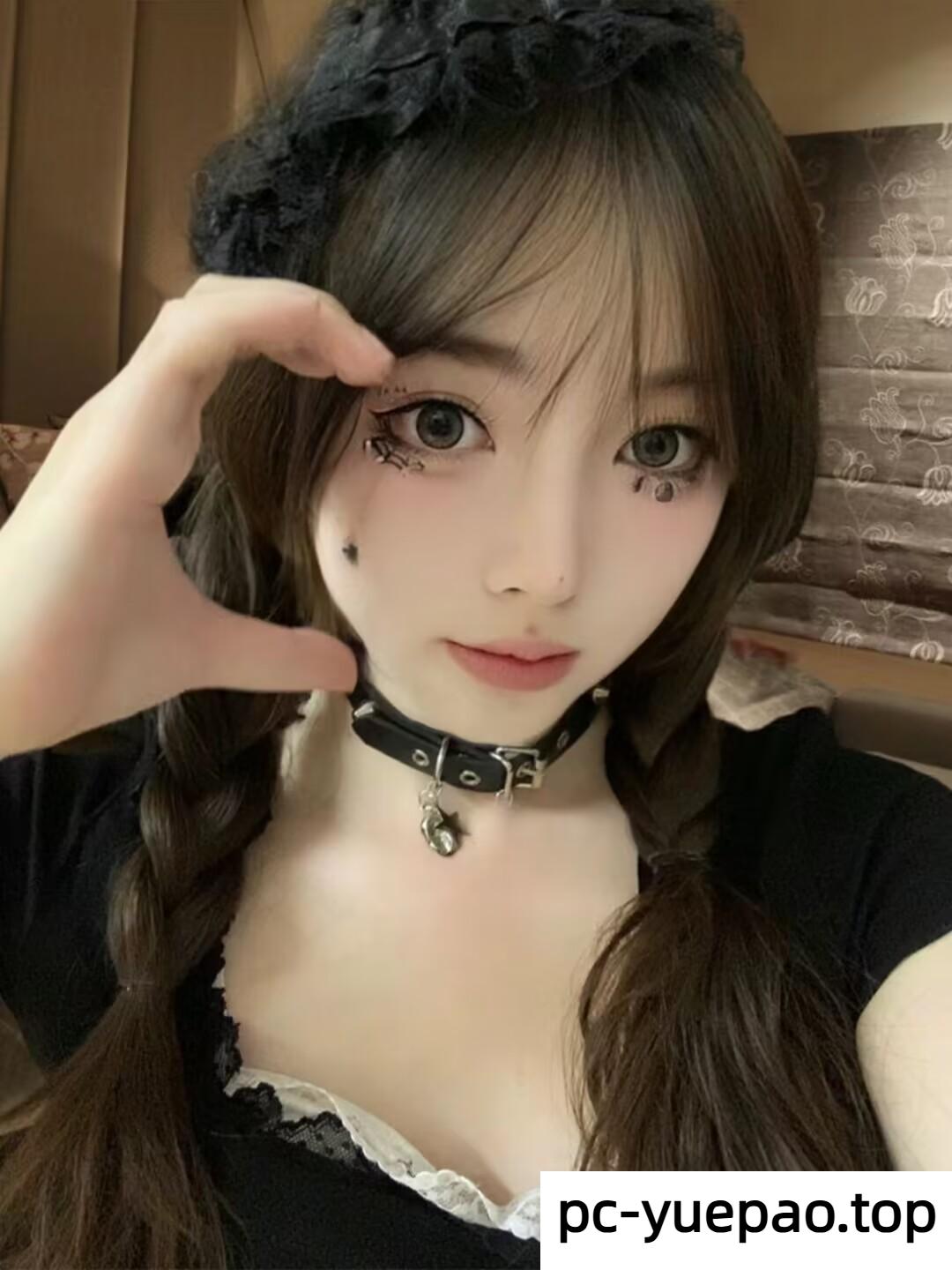 30085102383