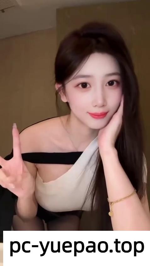 精致小嫩妹身材很粉嫩
