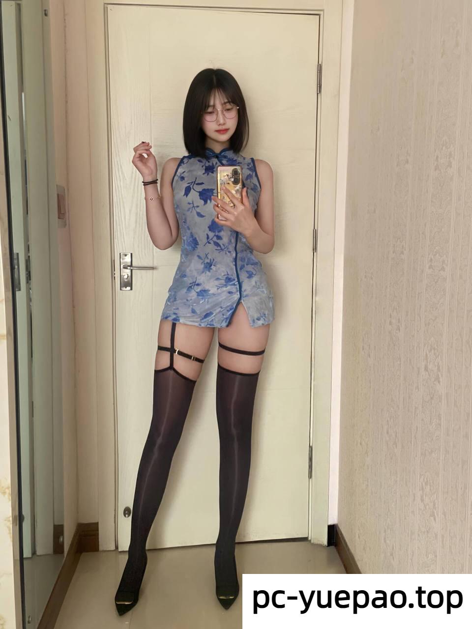 眼镜老师帮你服务的超爽