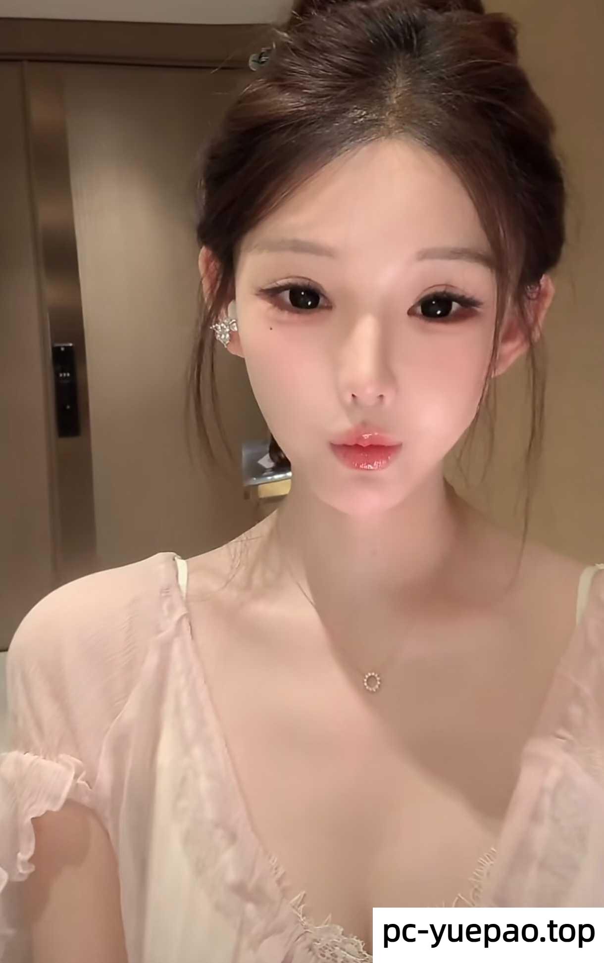 皇姑区软妹C乳小白虎极品货