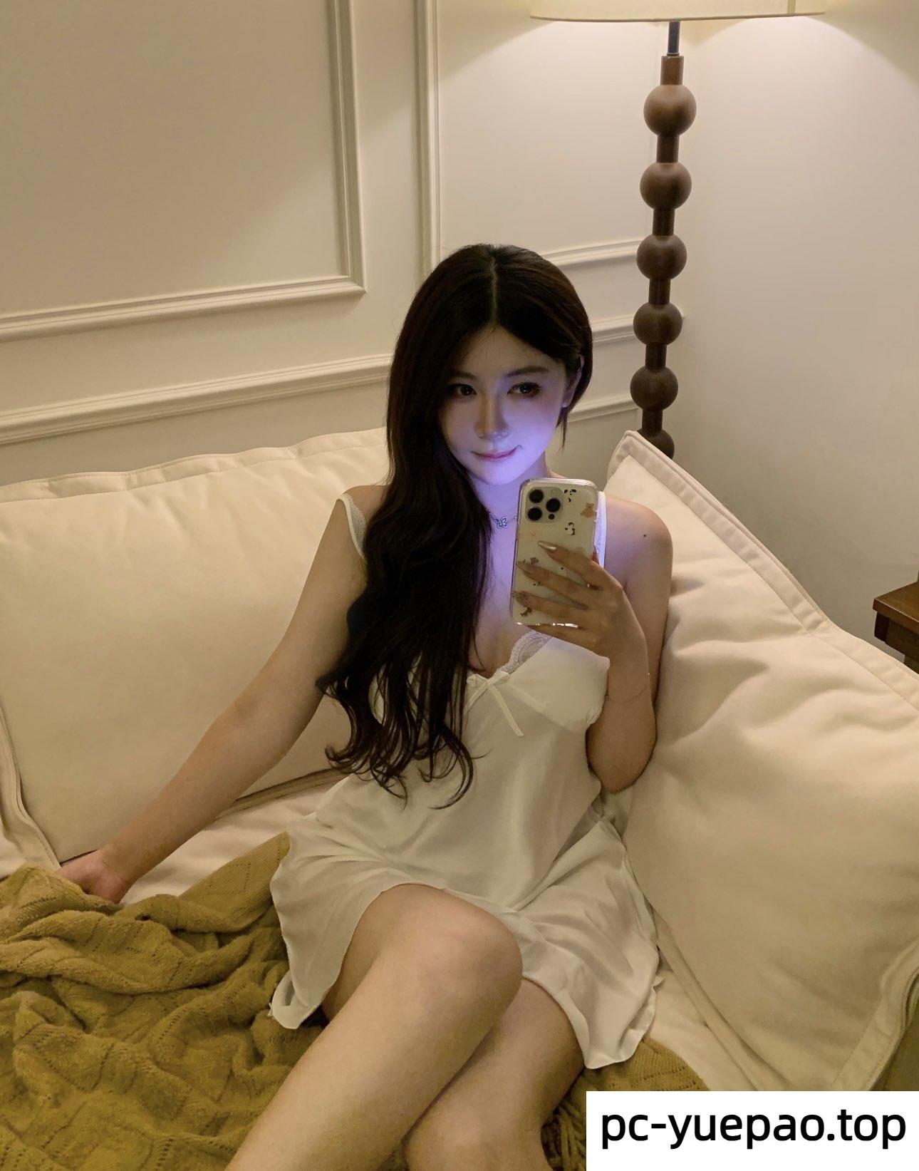 16072823930