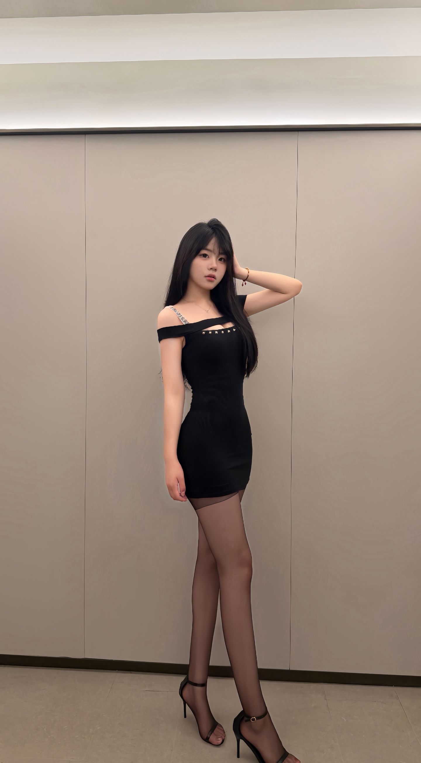 甜甜嫩妹开大课尽情快乐