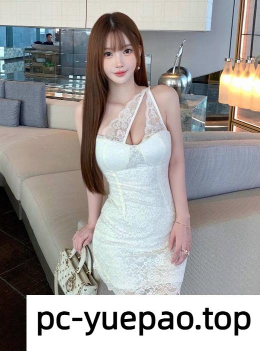 性欲很强后入撅着屁股迎接