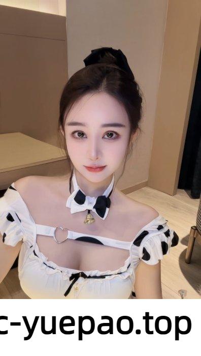 御姐甜美气质逼人