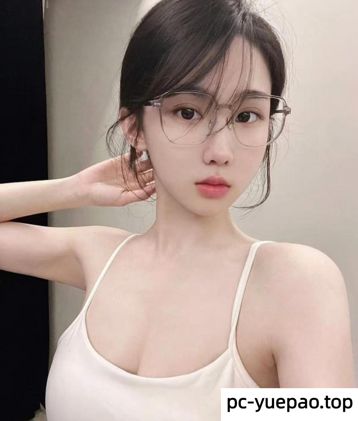 临汾市尧都区性瘾大奶妹软腿而归