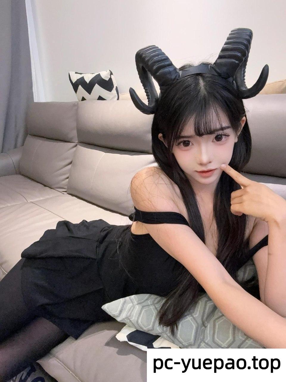 新区魔王女孩动起来是个榨汁机