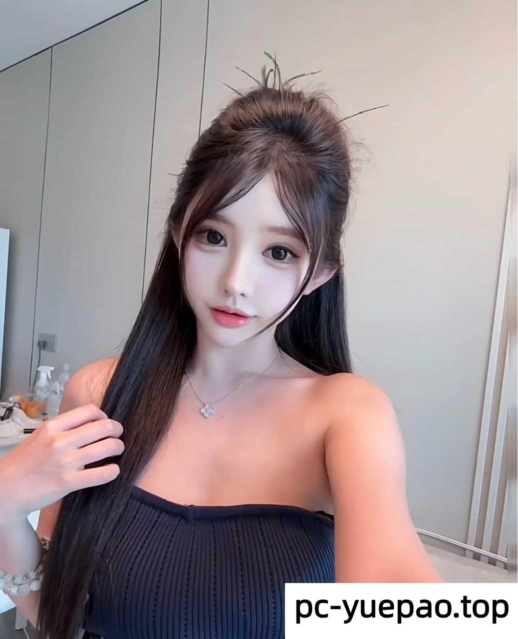 19071358652