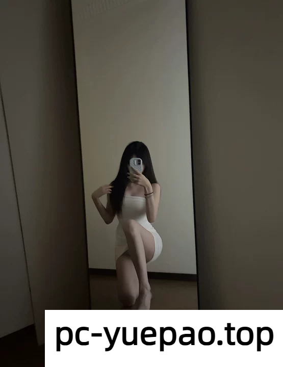 22072511136