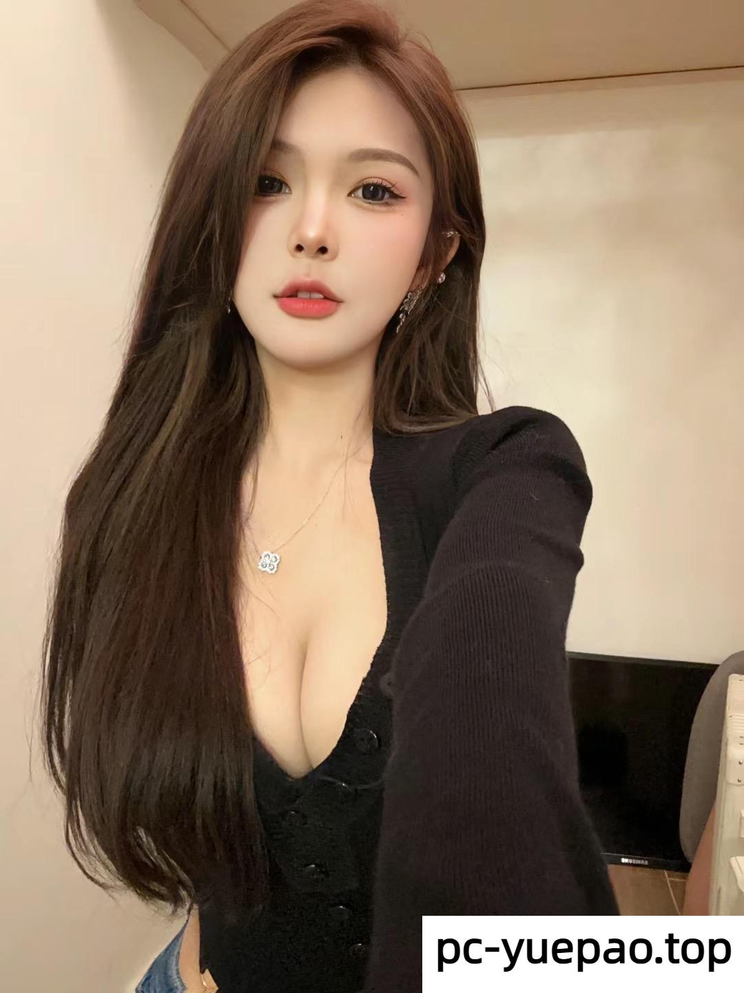 硚口区一个喜欢被后入的妹子