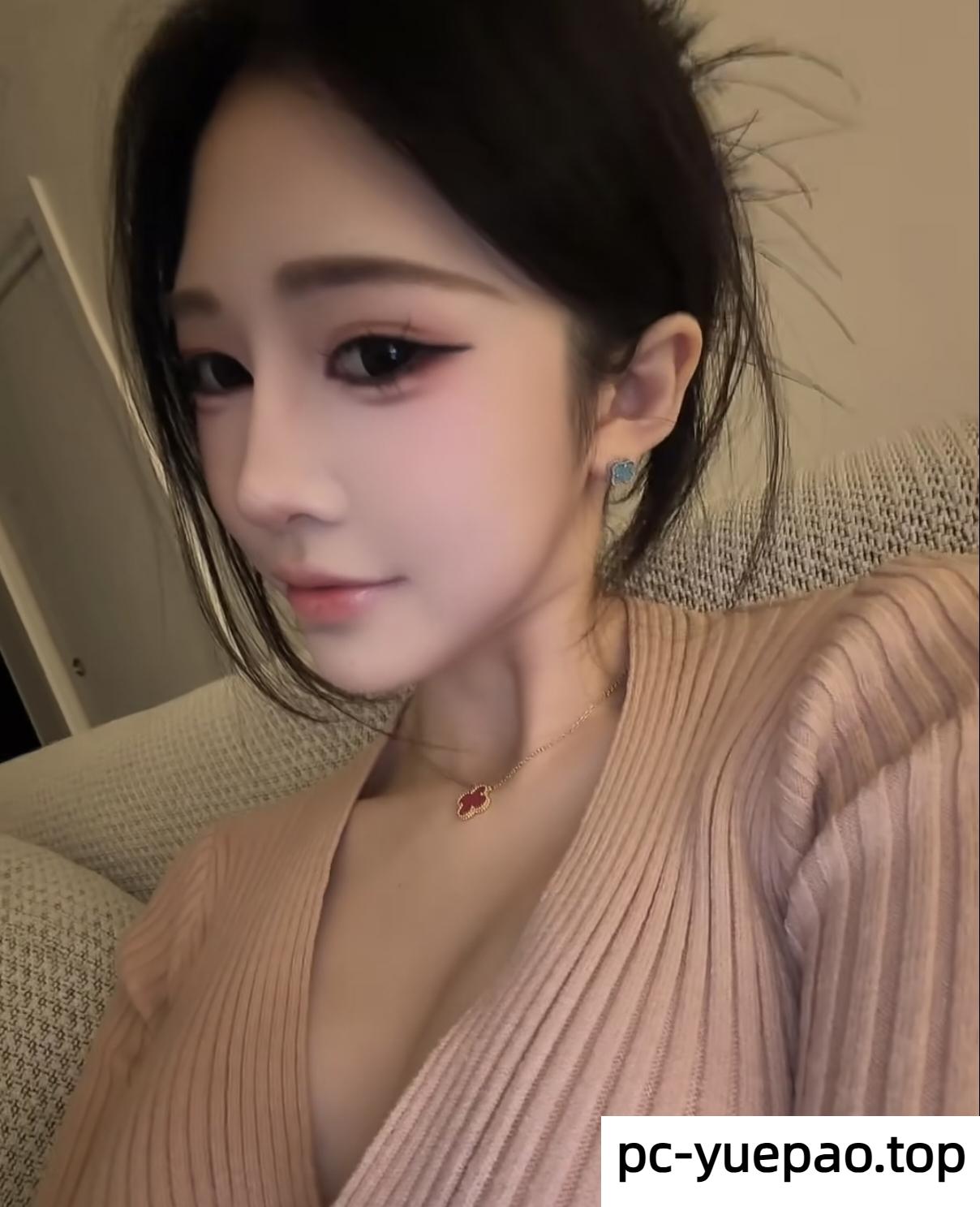27092308352