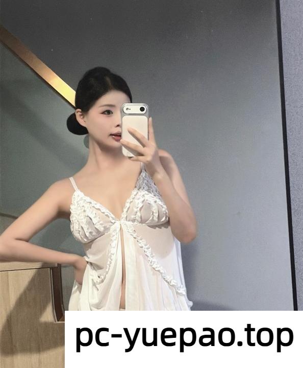 03045736297