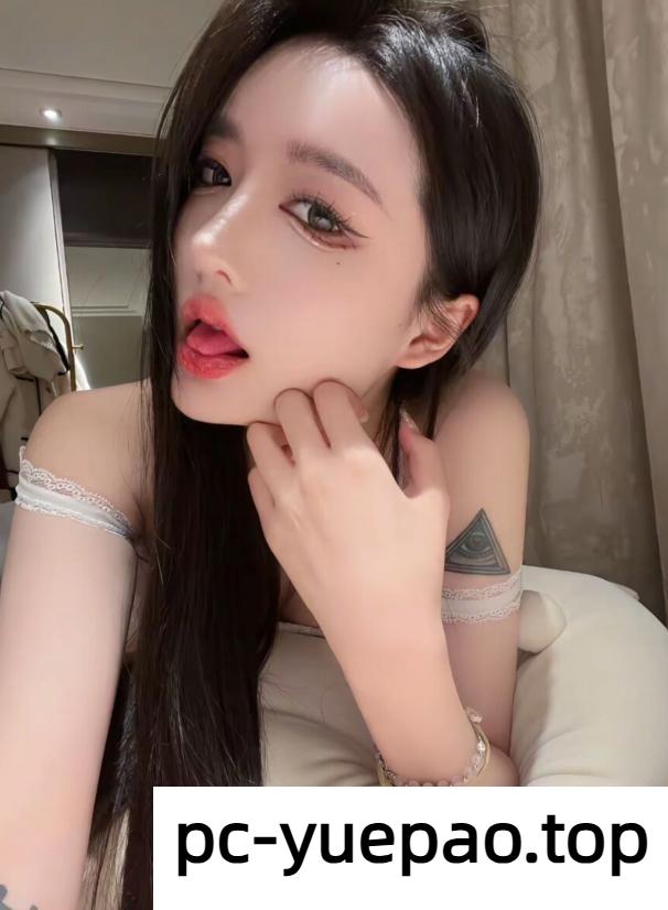 爱爱老师欲求不满