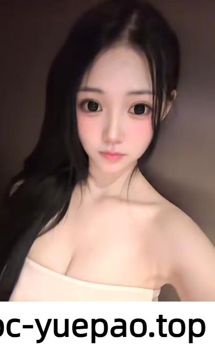 刚下海嫩妹子老汉推车卸货