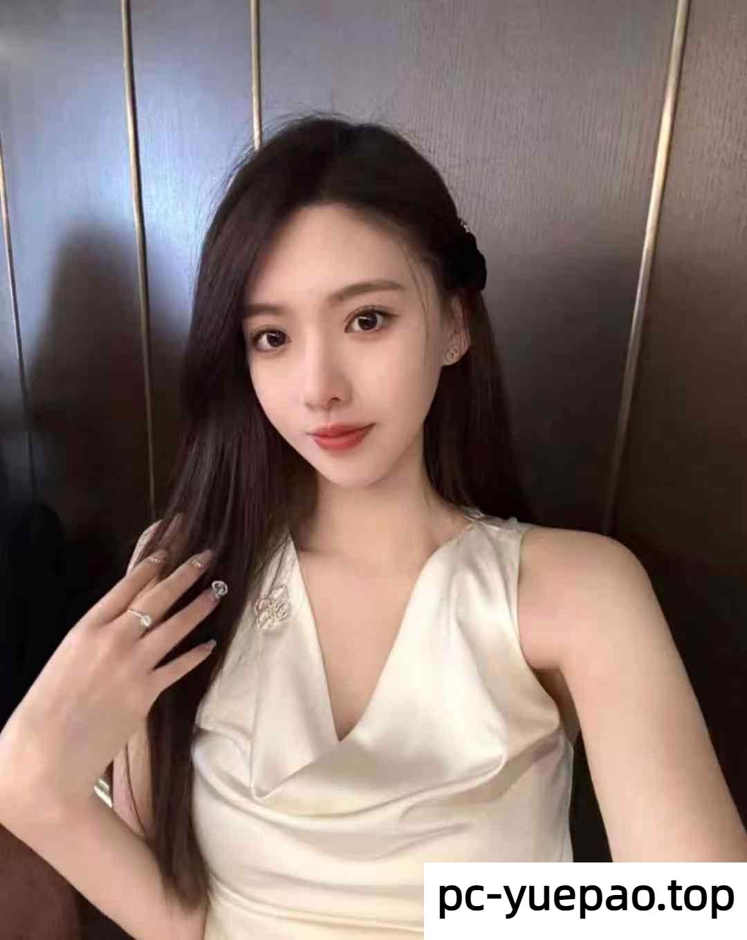 性感翘臀妹子