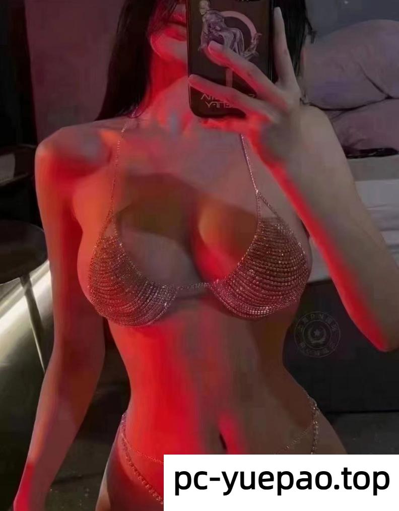 洪山女人扭腰特别浪自然舒服